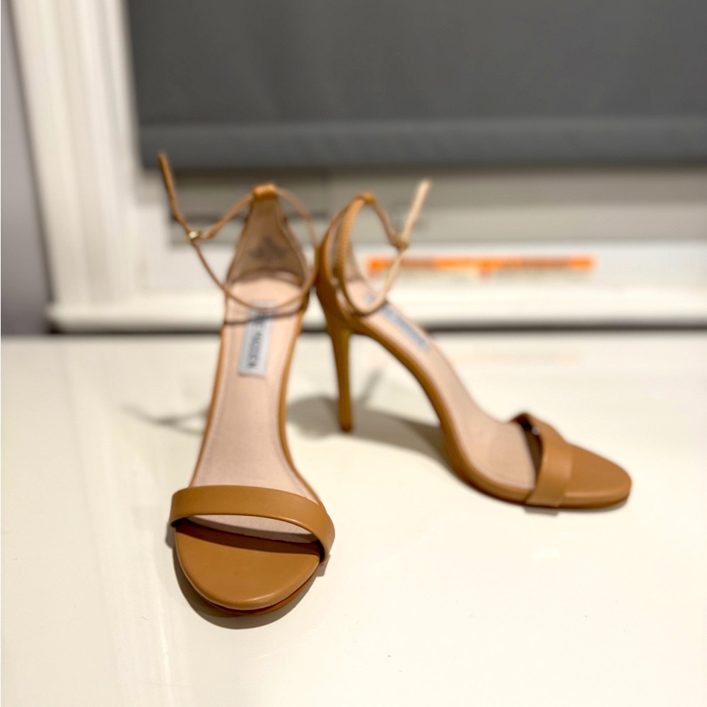 Steve Madden  Tan Heeled Sandals